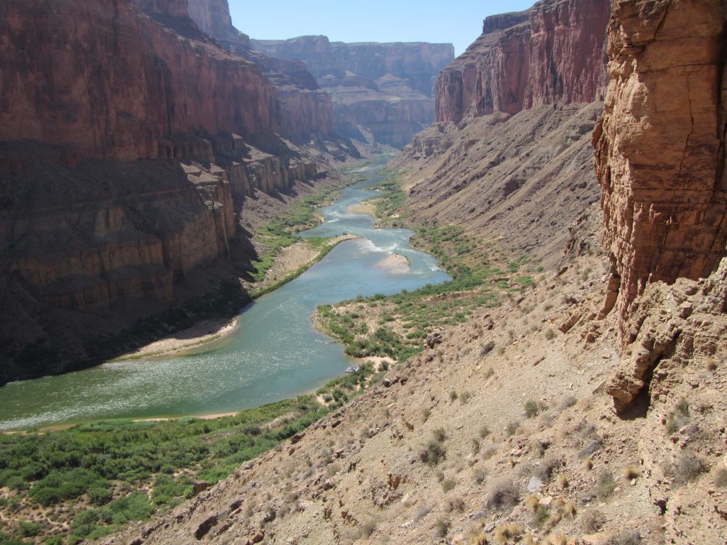 Rafting the Grand Canyon – Detomos Abroad